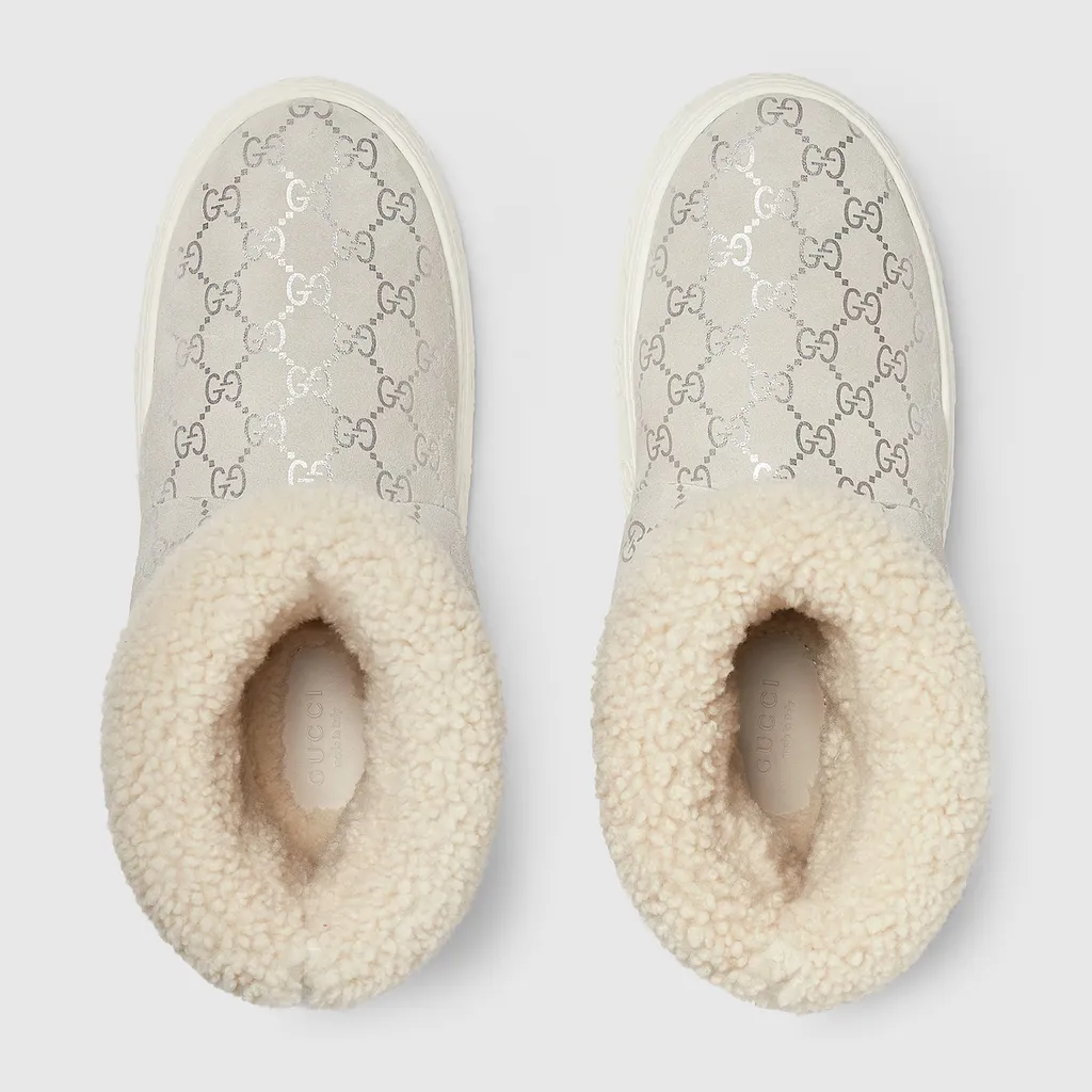Boot With Merinos Trim