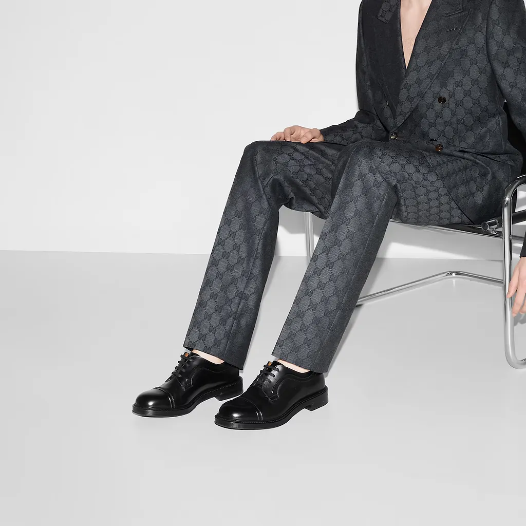 Lace-Up Shoe With Web