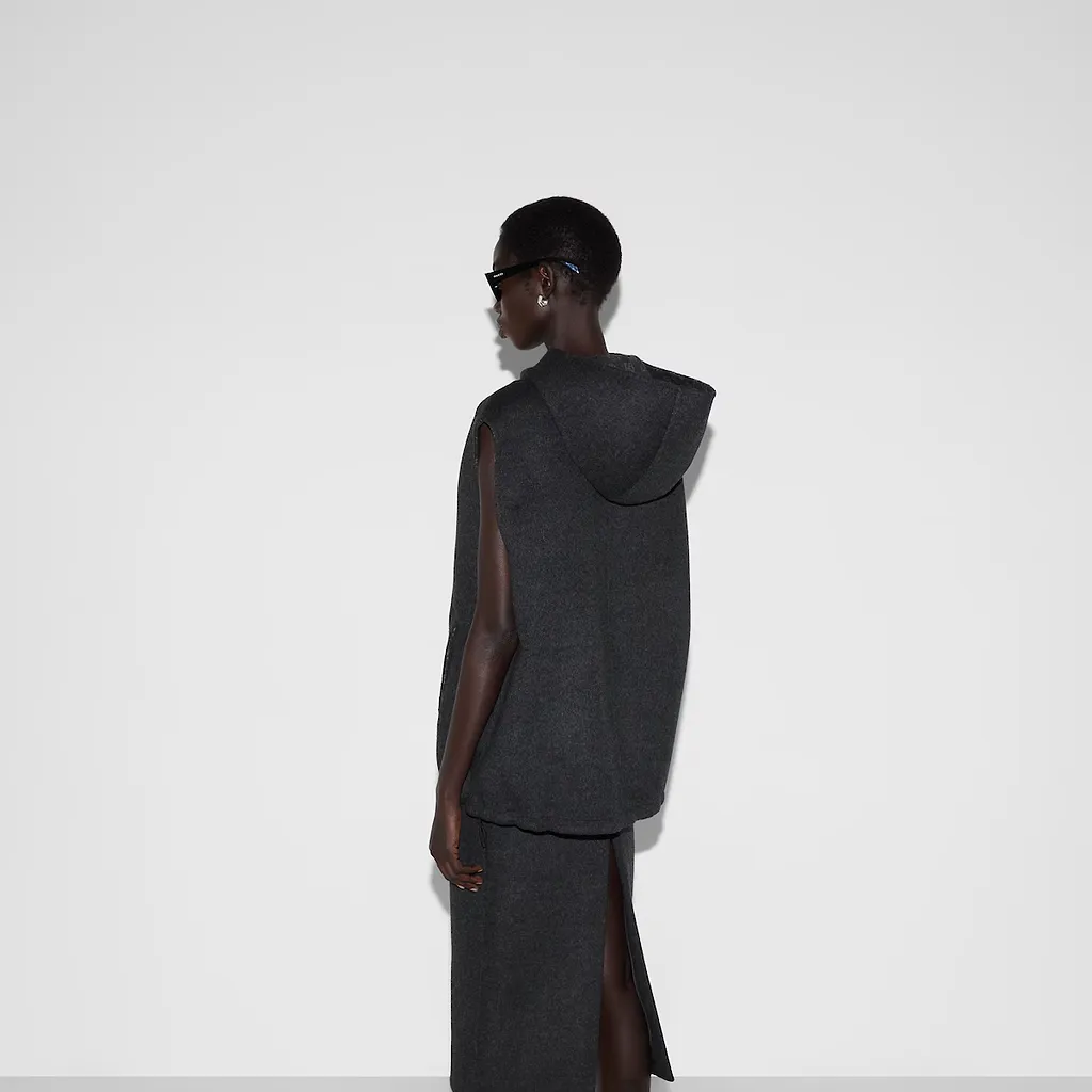 Embroidered Wool Silk Hooded Gilet