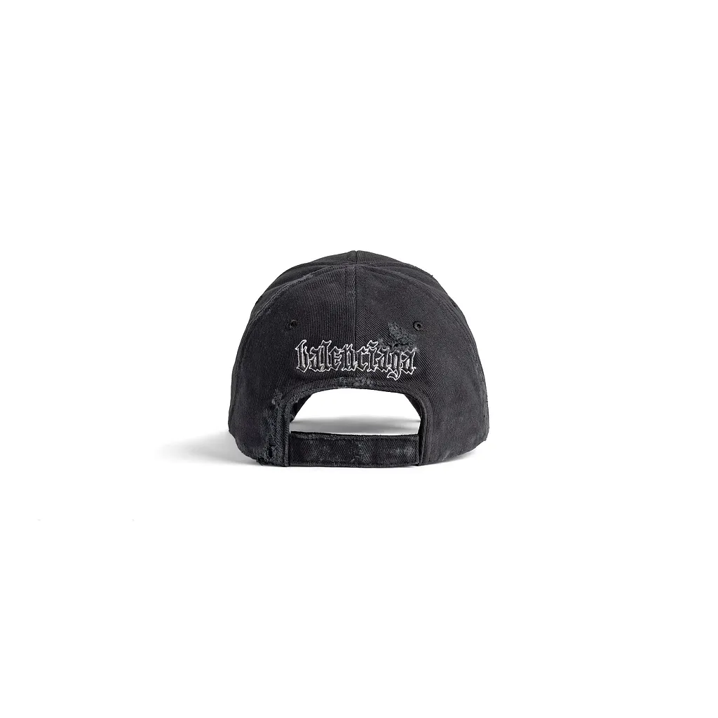Blackletter Script Cap
