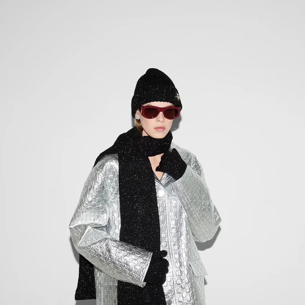 Wool Cable Knit Scarf