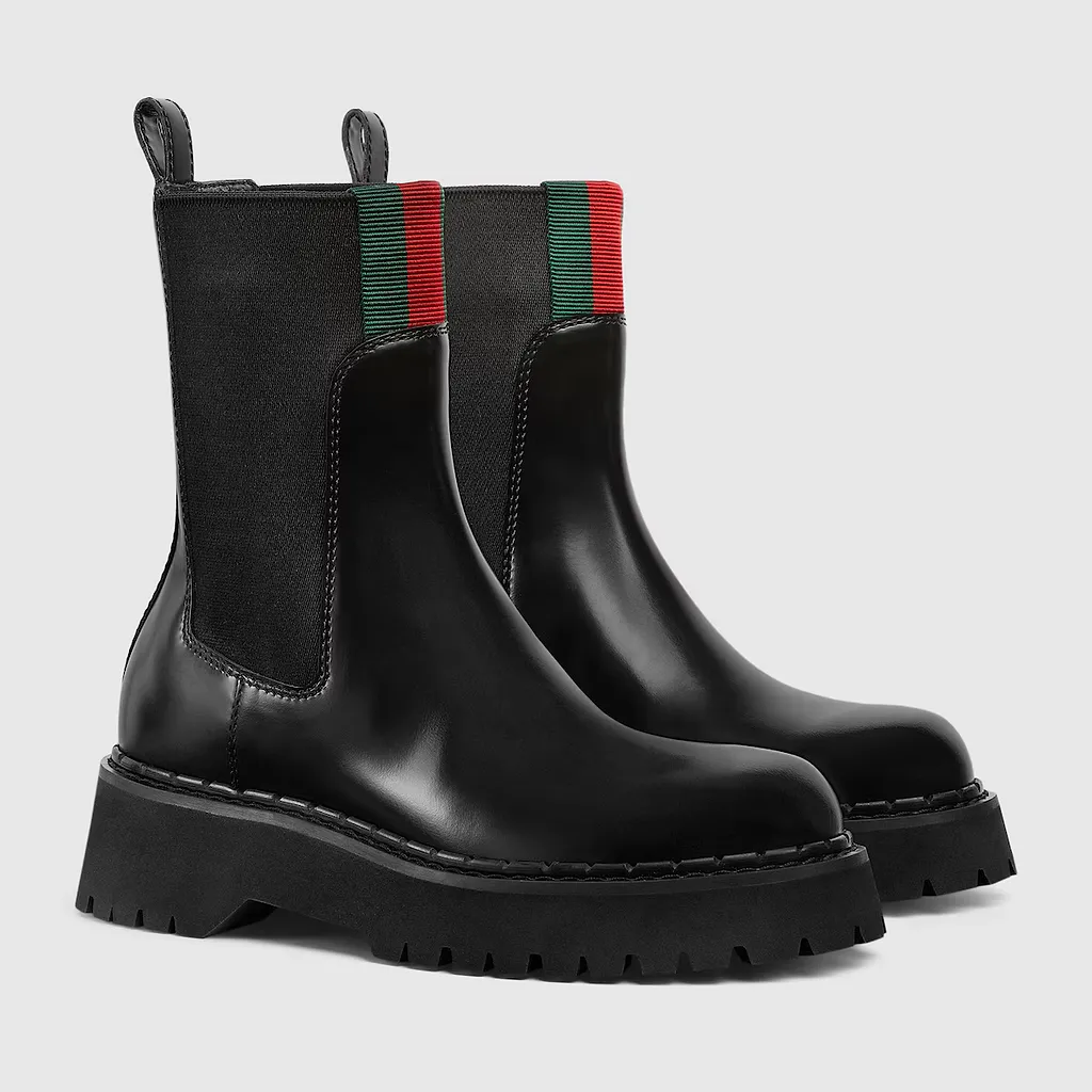 Boot With Web