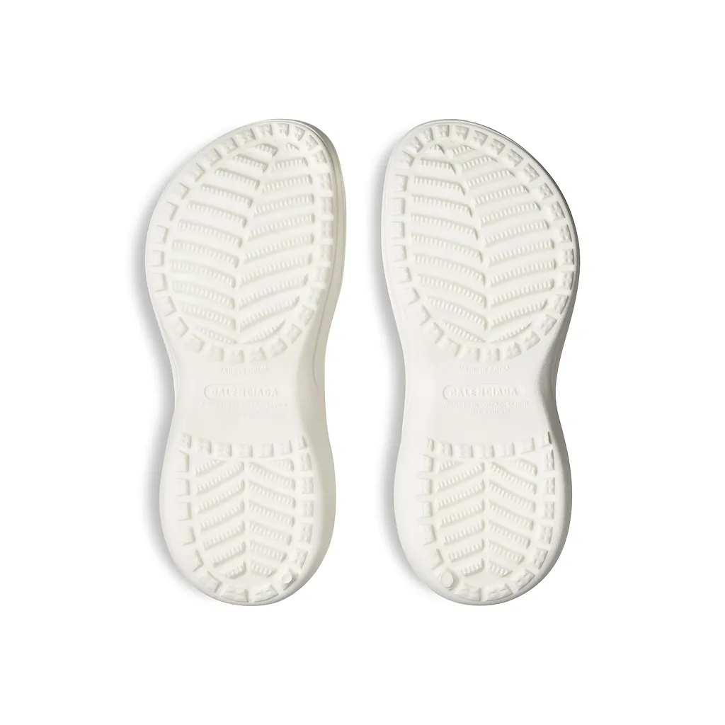 Crocs Thong Jibbitz