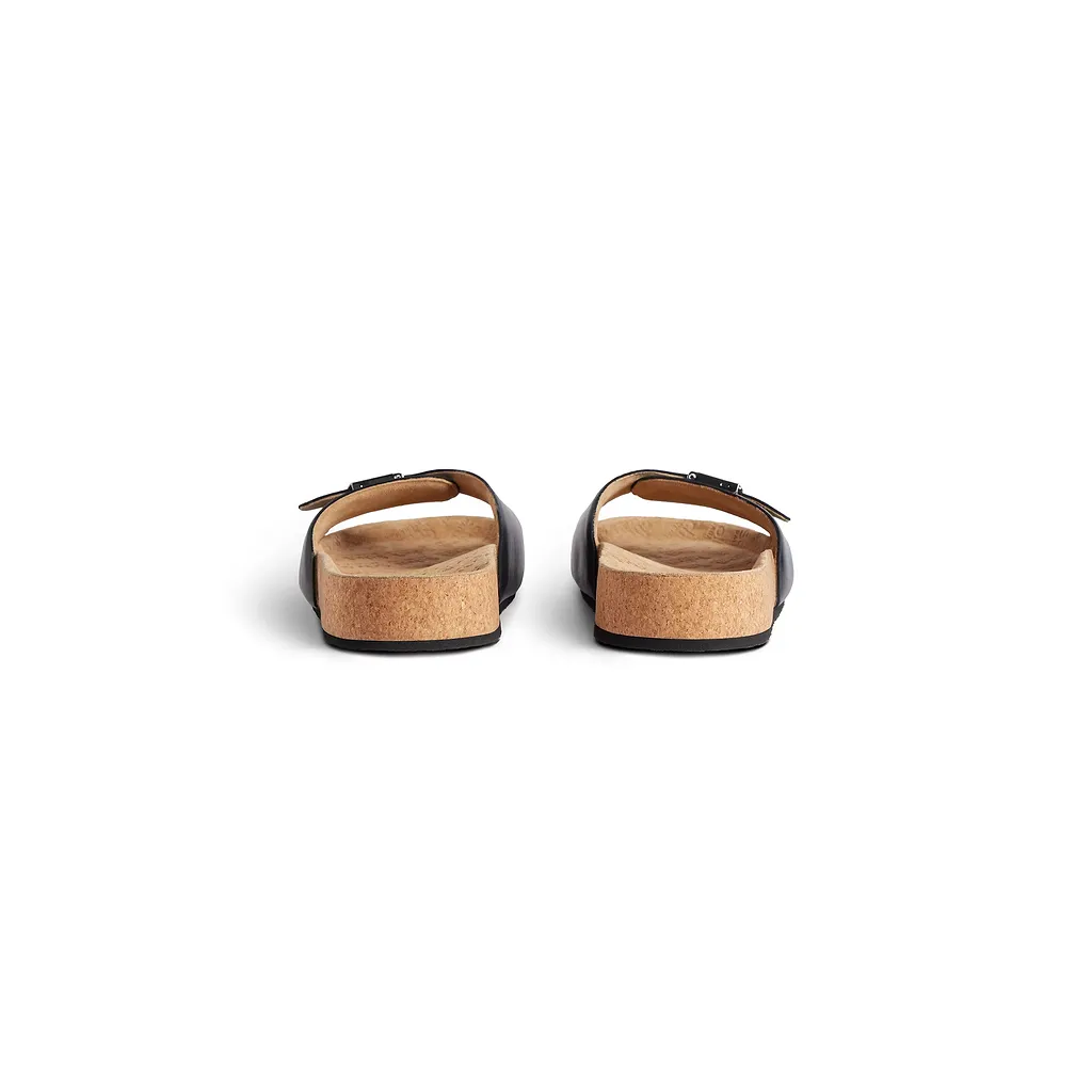 I Scholl Flat Sandal