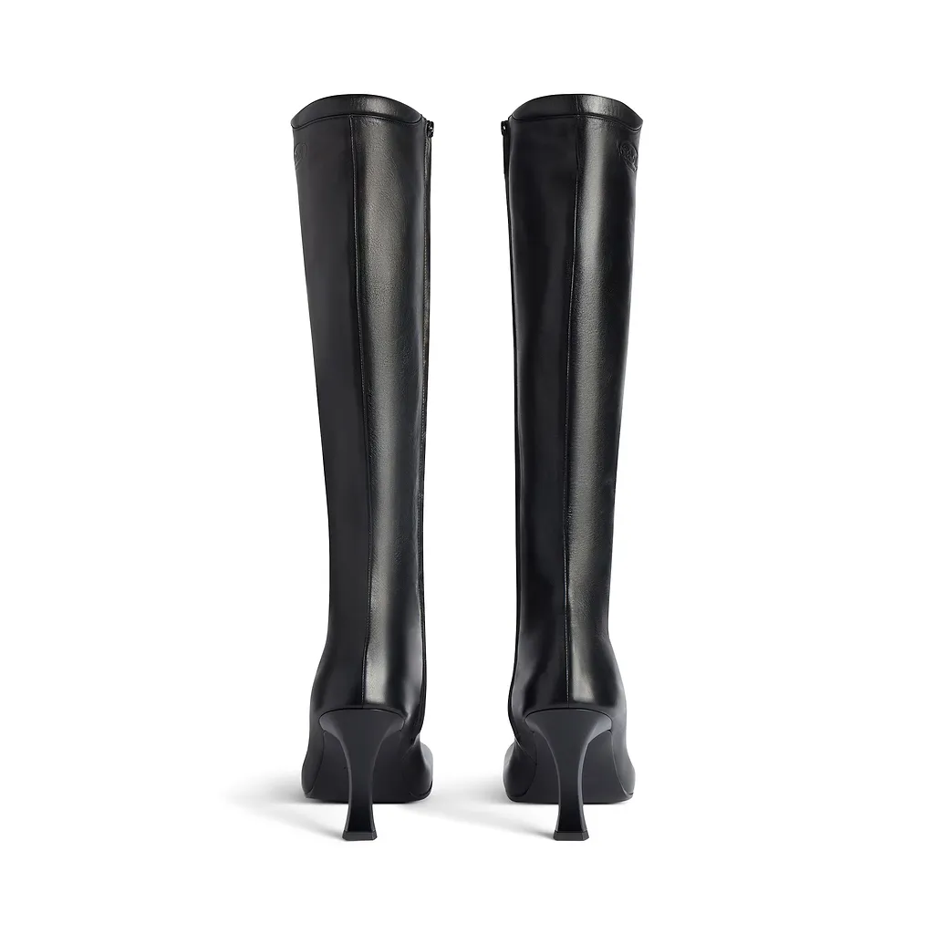 I Scholl Boot