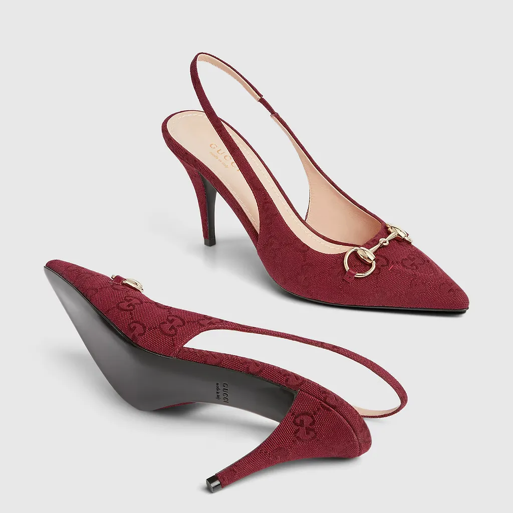 Horsebit Pump