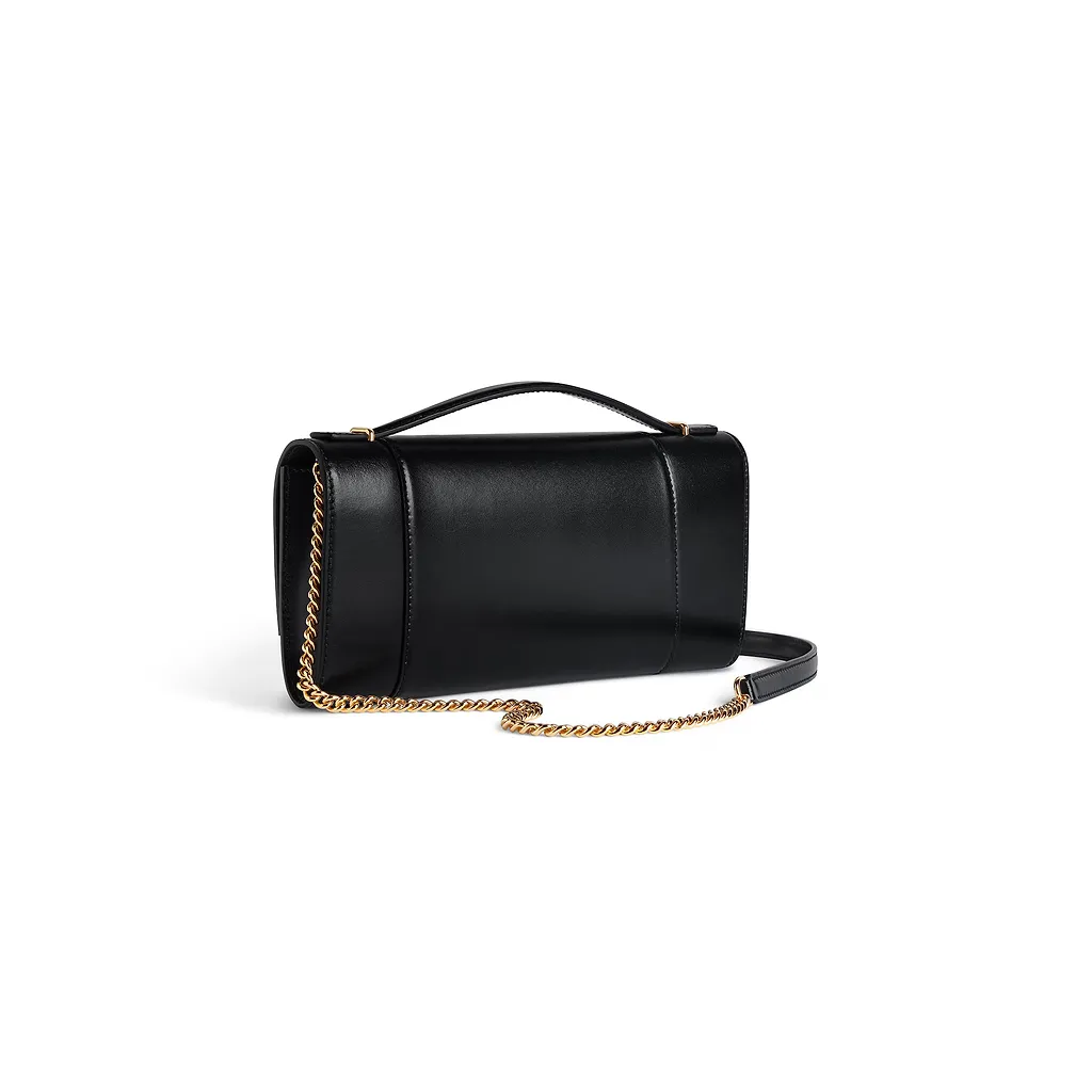 Hourglass Pochette With Chain