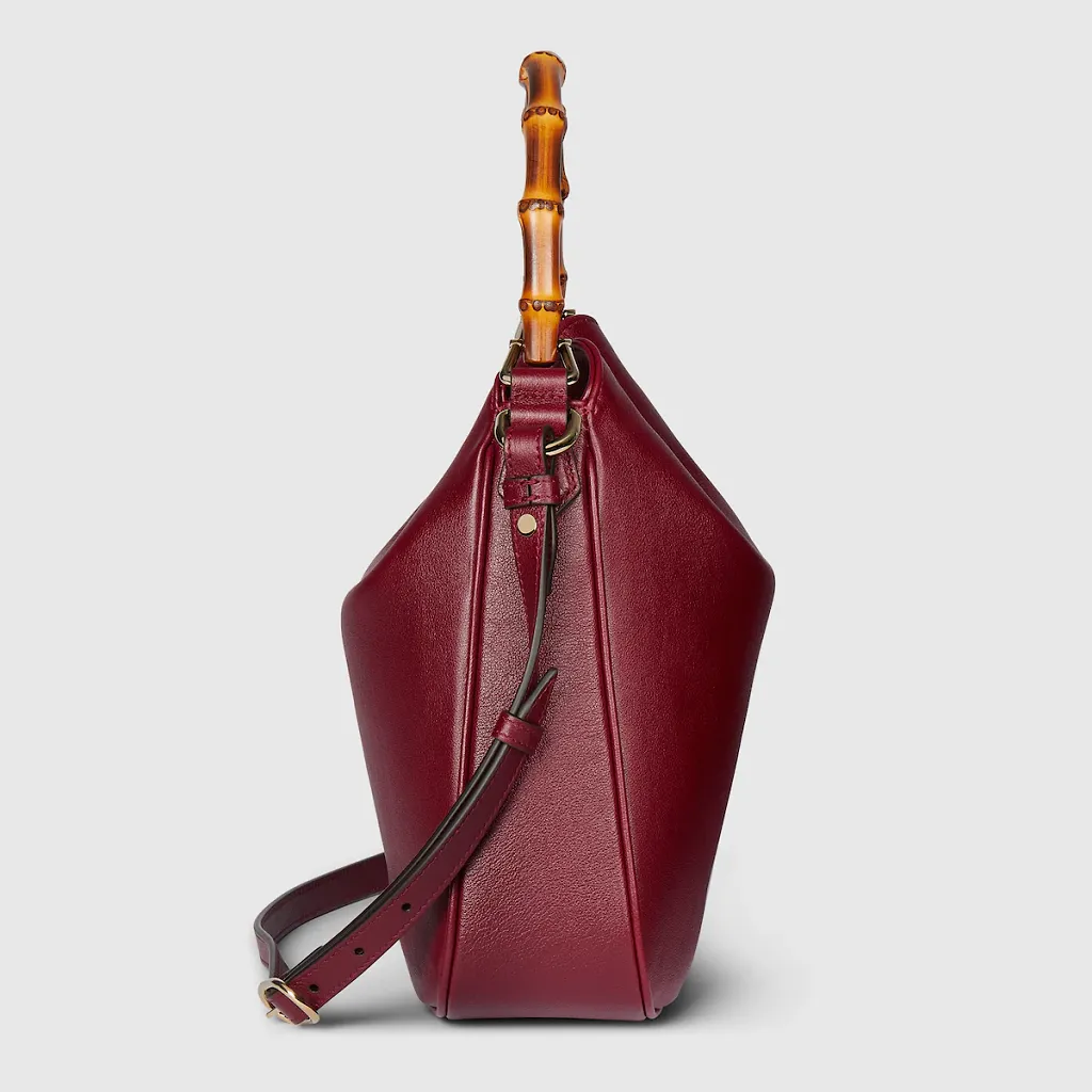 Gucci Diana Medium Shoulder Bag