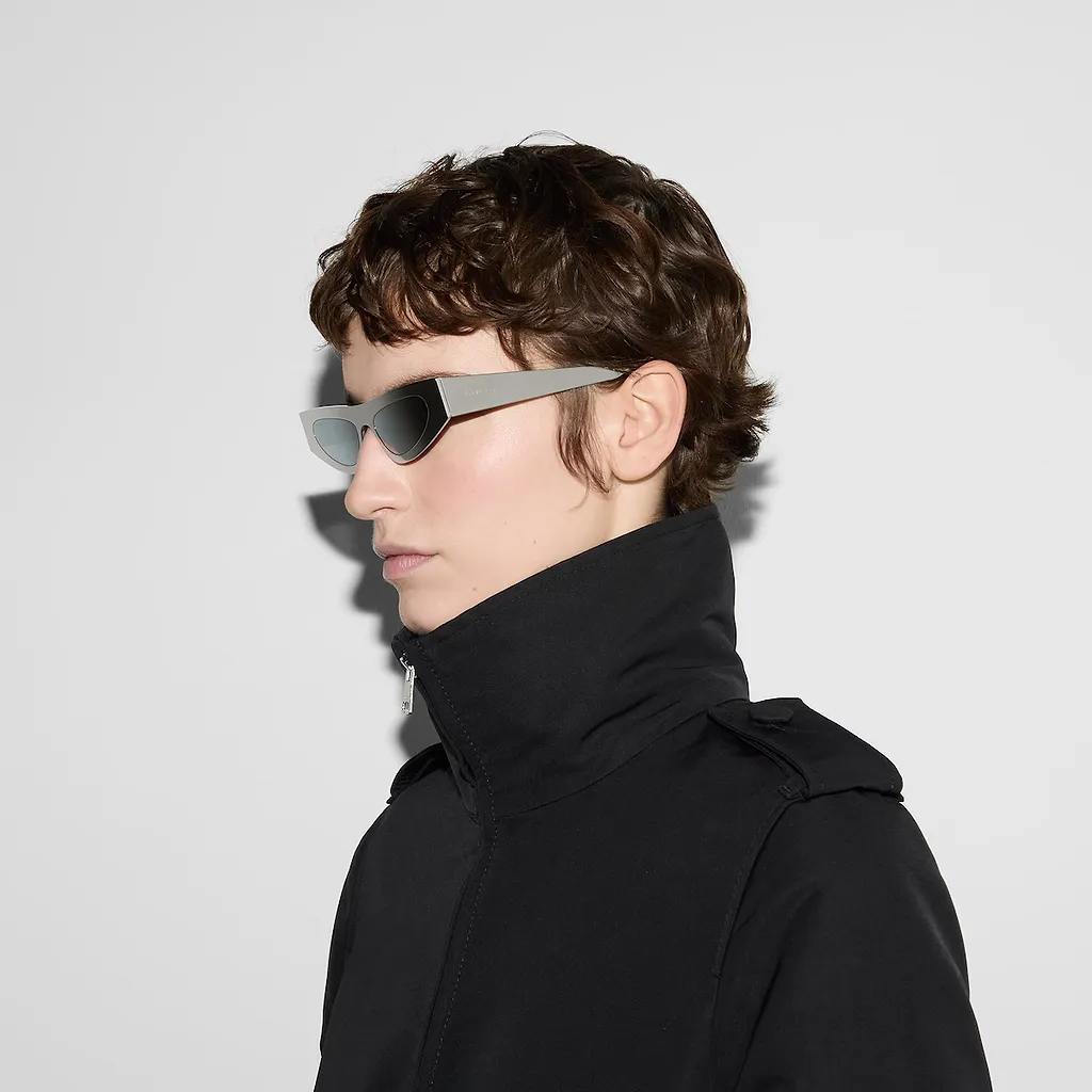 Cat-Eye Frame Sunglasses