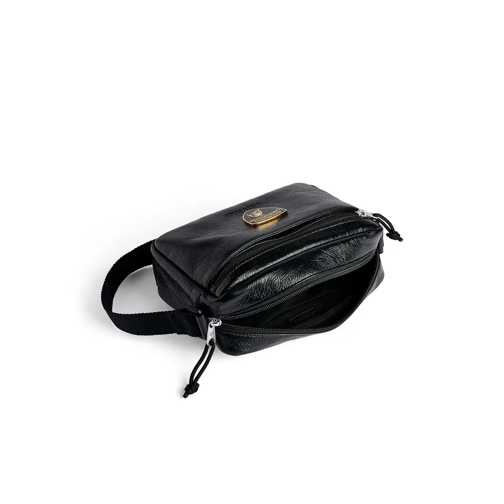 Explorer Shoulder Bag