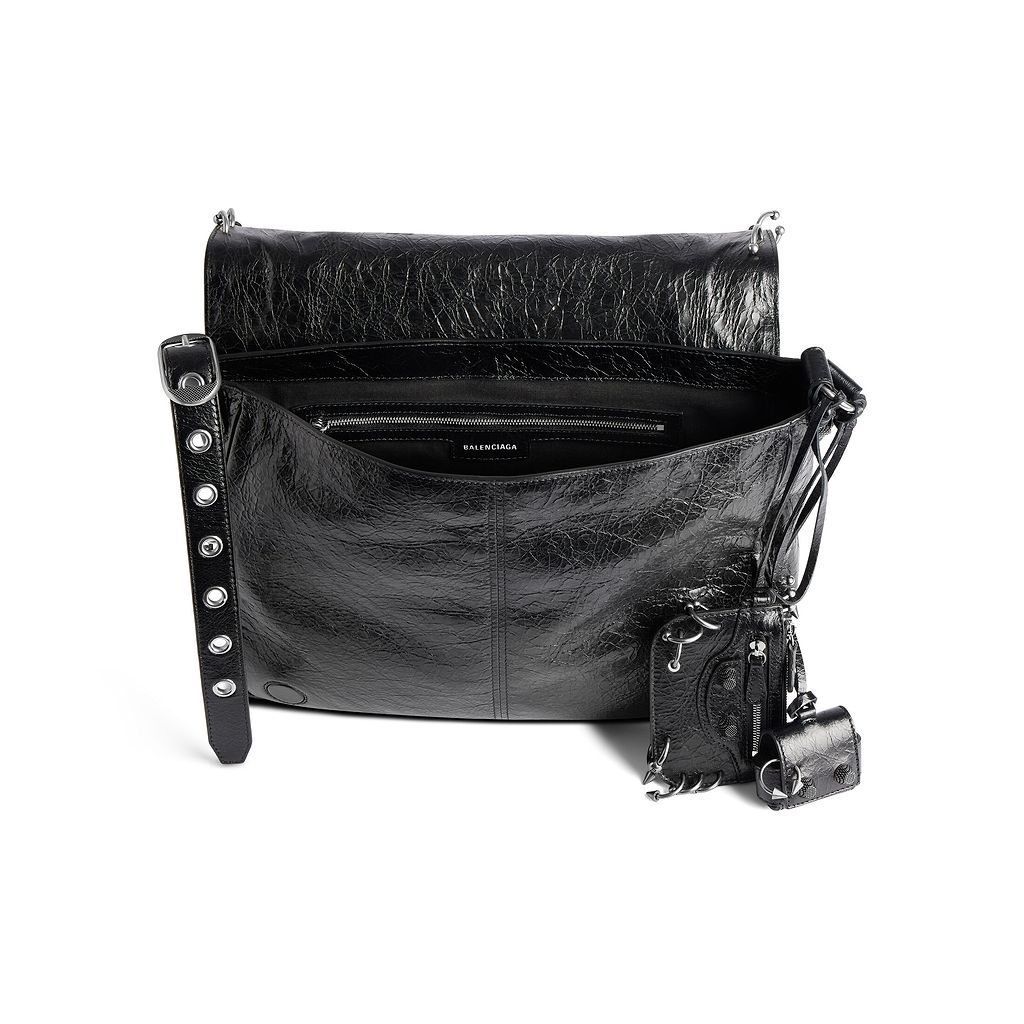 Le Cagole Medium Messenger Bag With Piercings
