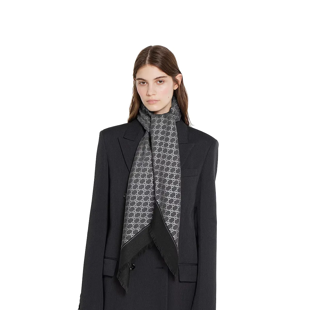 Laminated Gg Wool Shawl