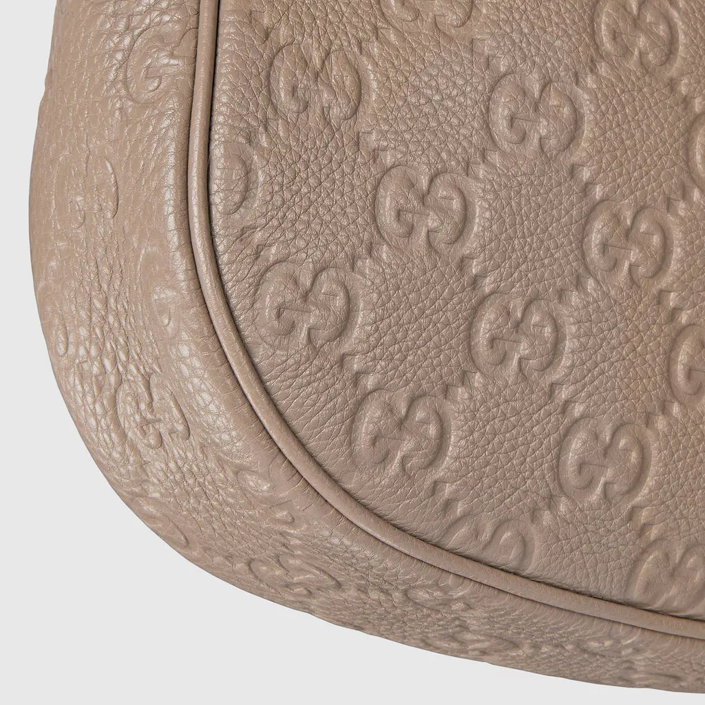 Gg Emblem Medium Shoulder Bag