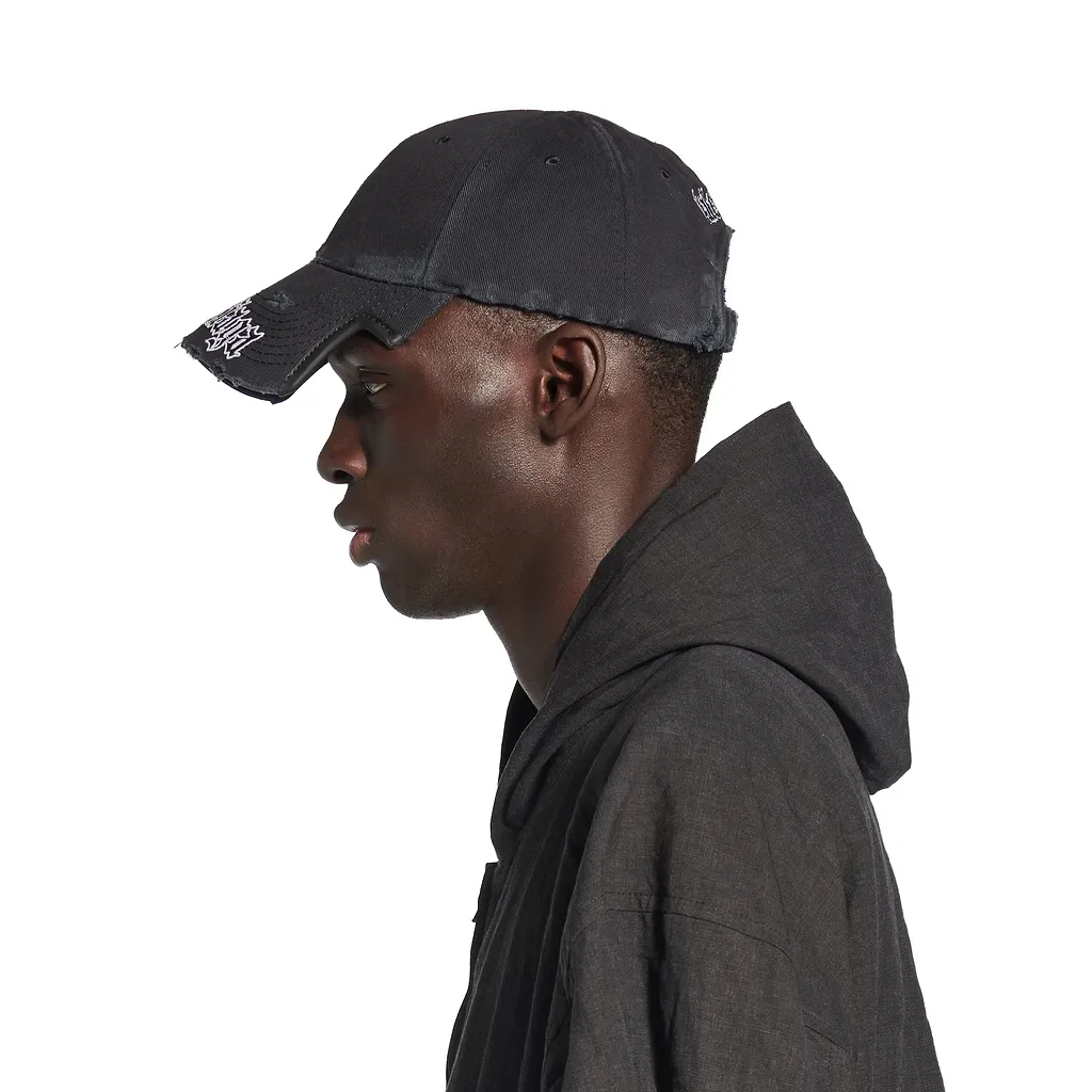 Blackletter Script Cap