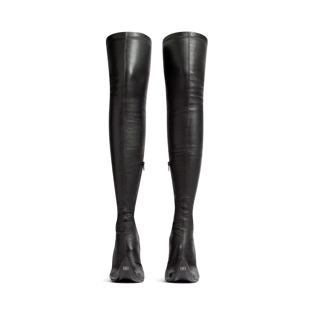 Poulaine Boot