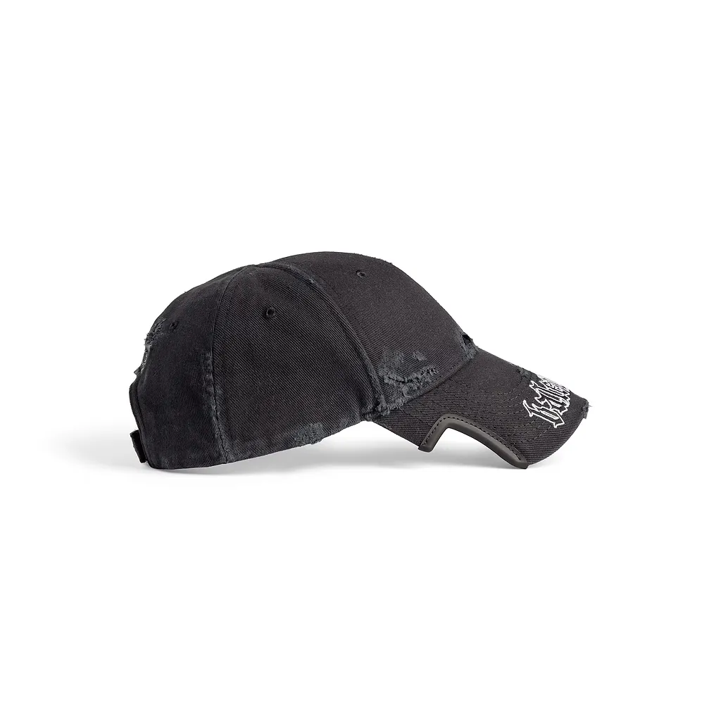 Blackletter Script Cap
