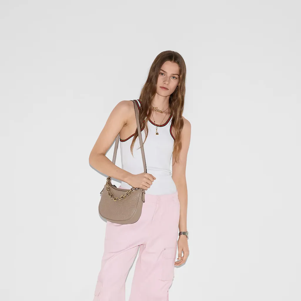 Gg Emblem Medium Shoulder Bag