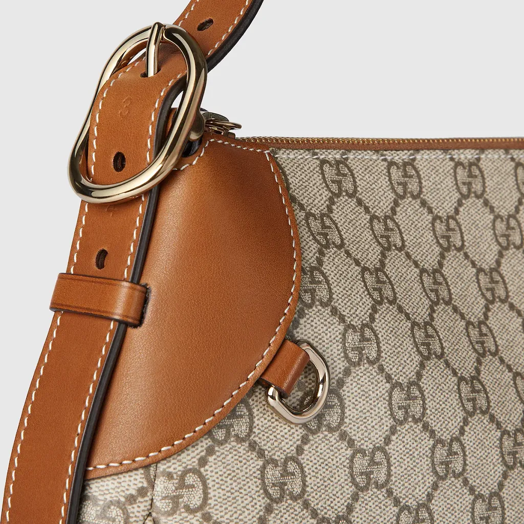 Gg Emblem Medium Shoulder Bag