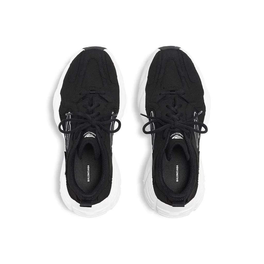 Monday Shoe