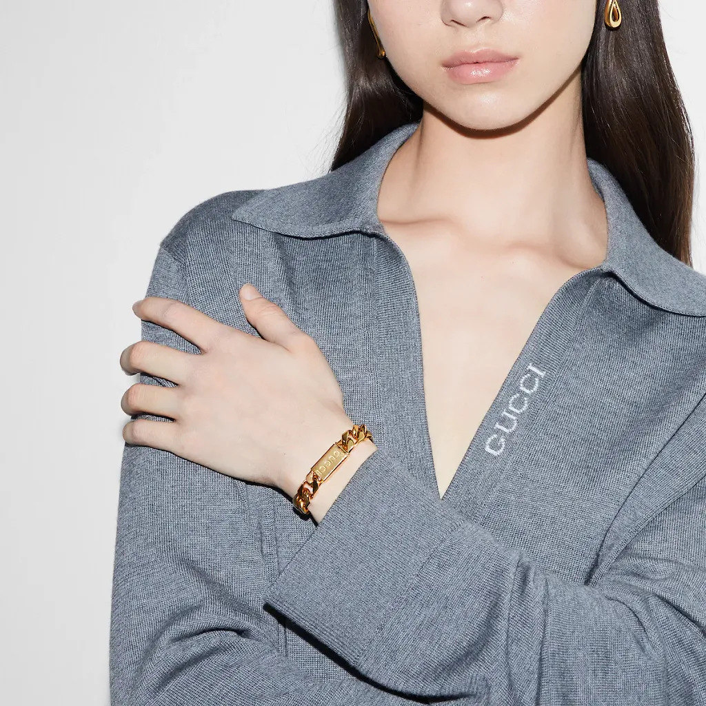 Chain Bracelet With Gucci Script Tag