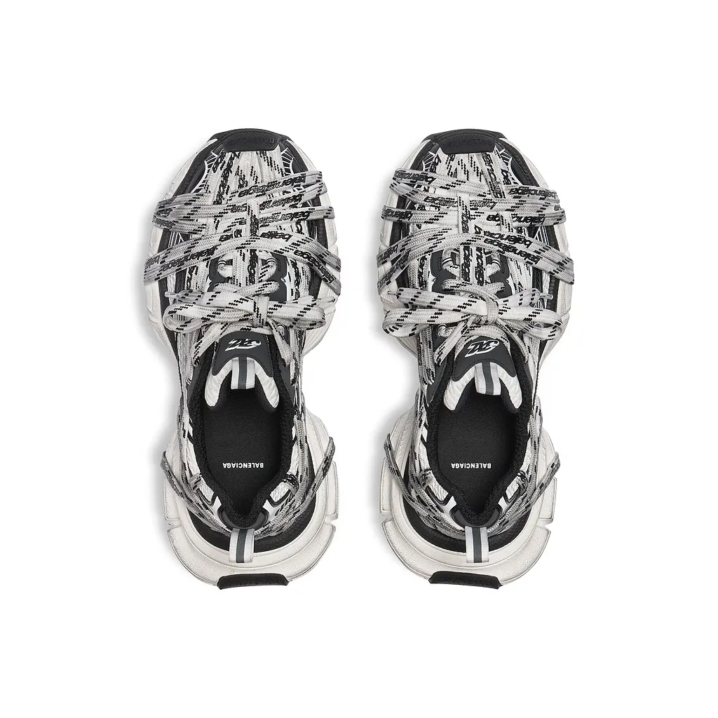 3Xl Extreme Laces Logo Sneaker