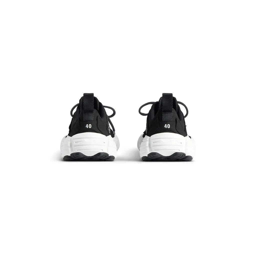 Monday Shoe