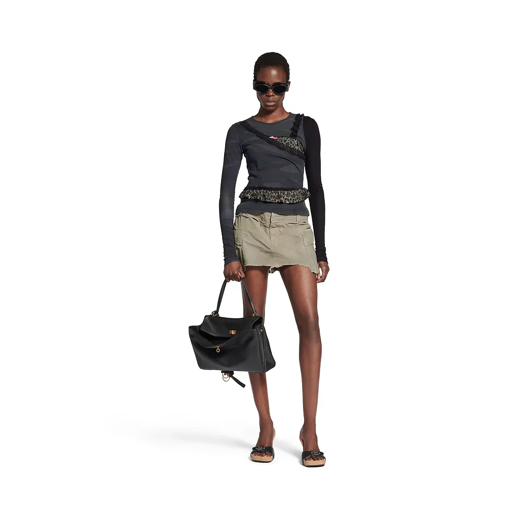 Layered Asymmetric Top
