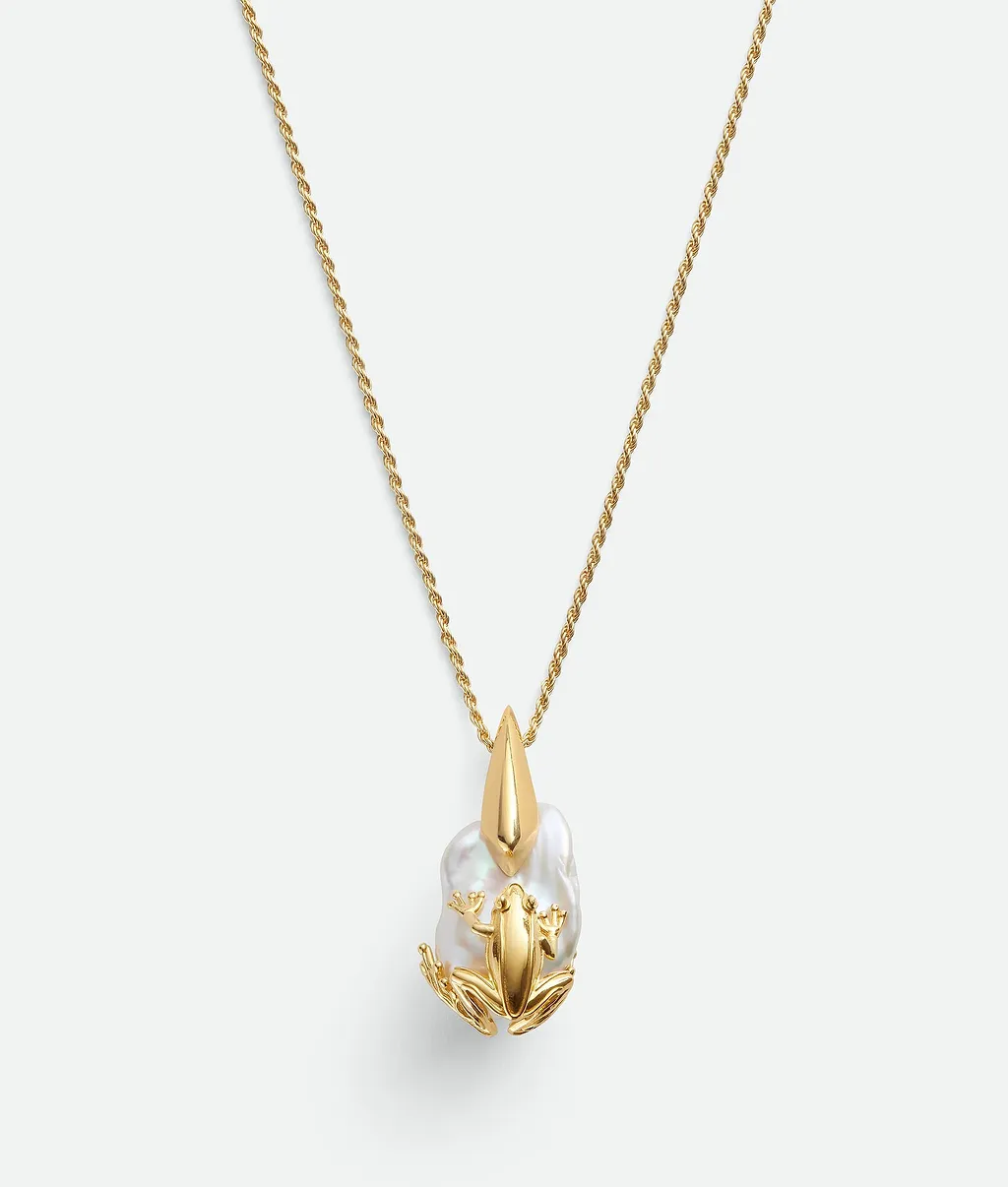 Rana Pearl Necklace