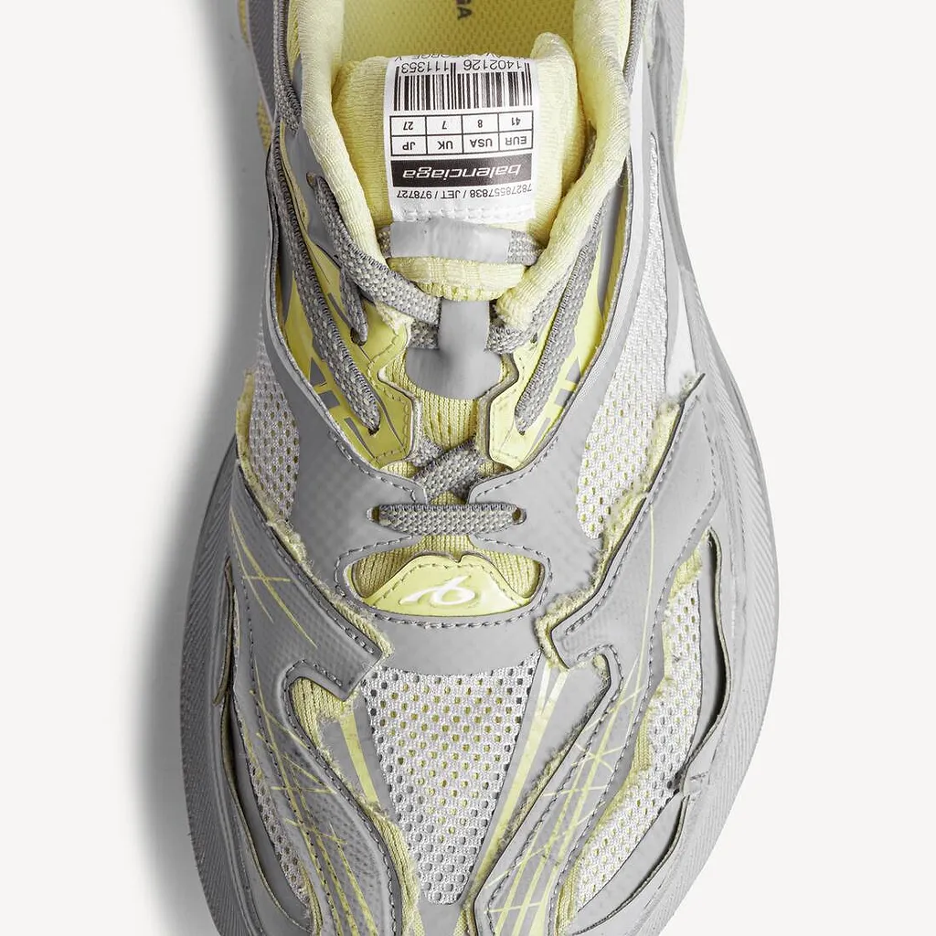Jet Sneakers