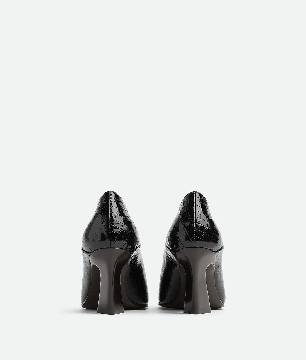 Lewis Pump