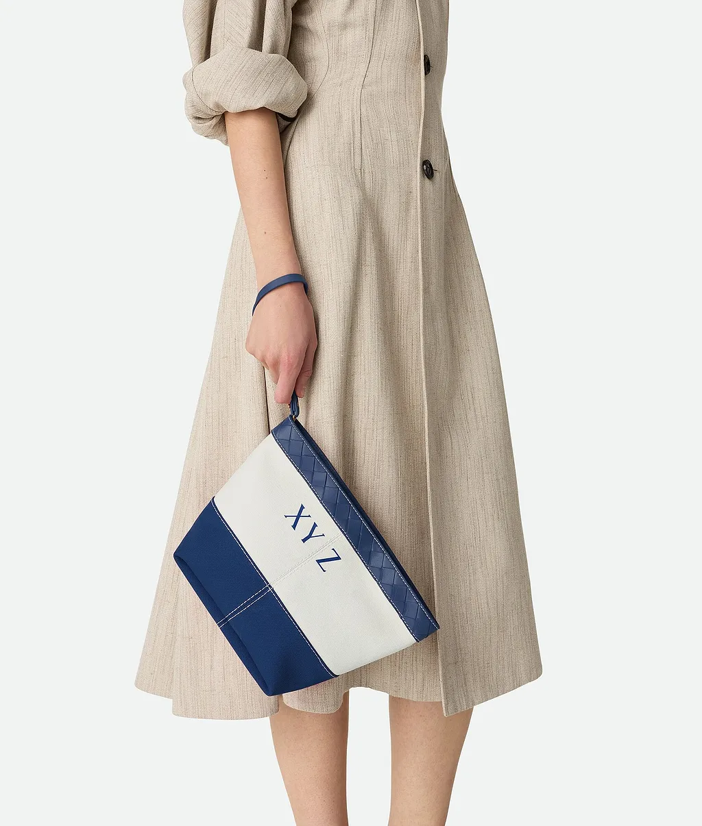 Flip Flap Medium Pouch