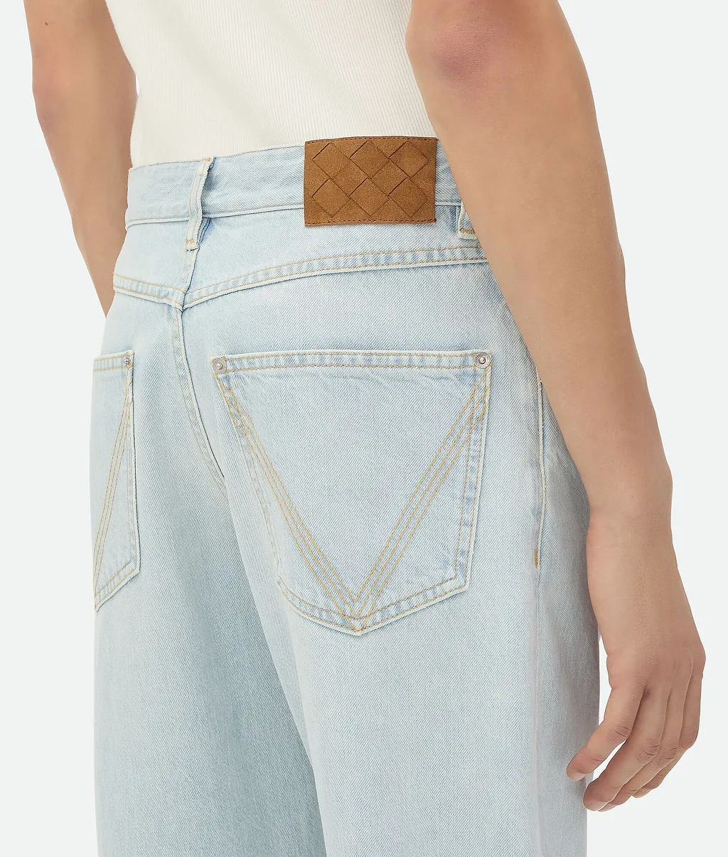 Extra Bleached Straight Jeans