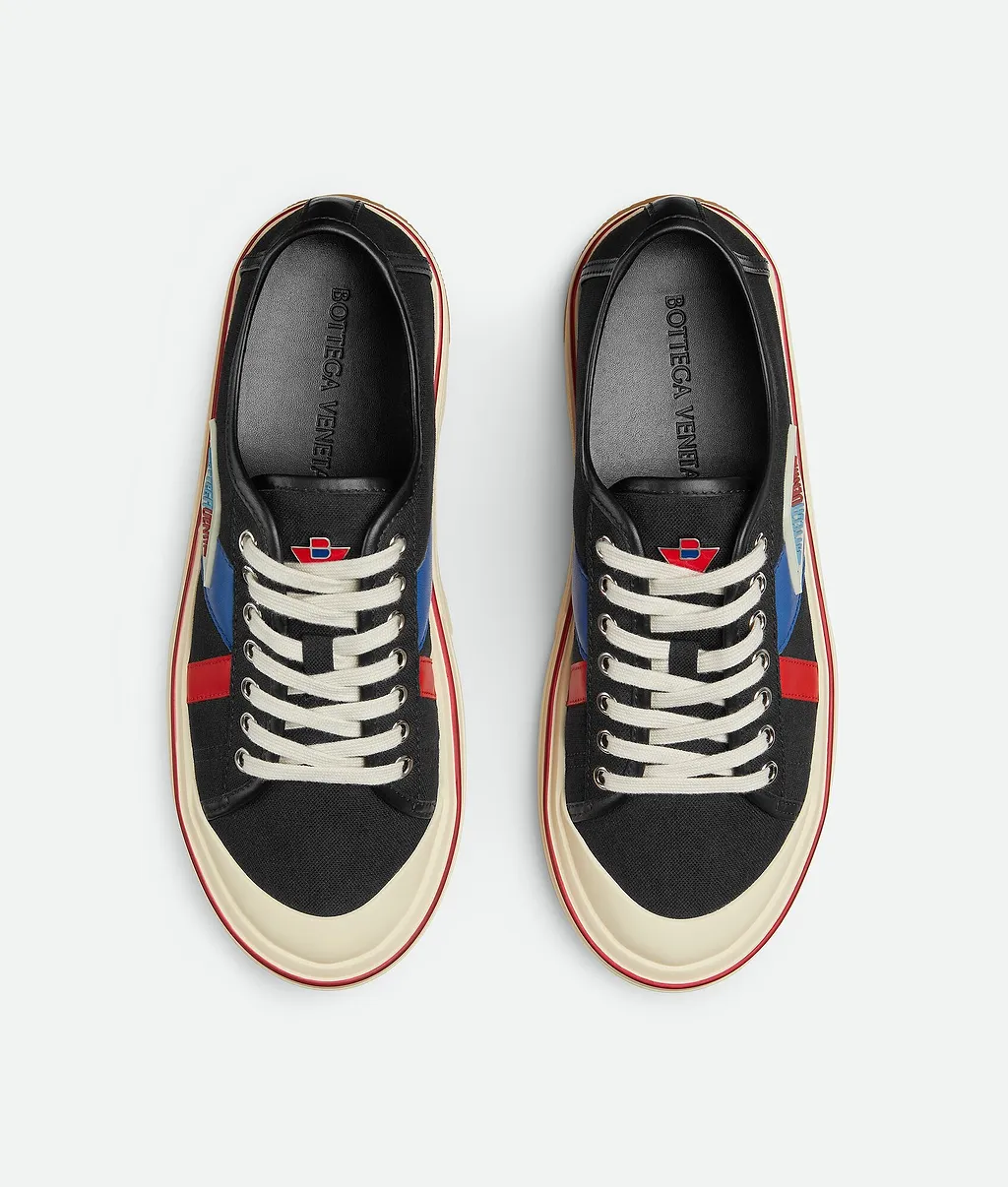 Eliot Sneaker