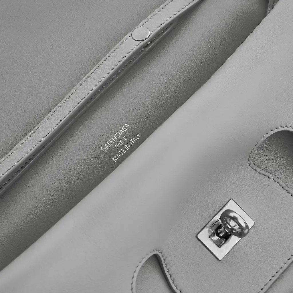 Bel Air Clutch On Strap Small