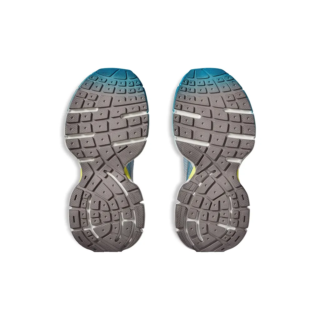 3Xl Toe Spray Sneaker