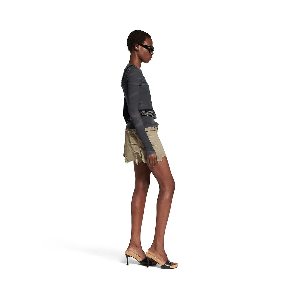 Layered Asymmetric Top
