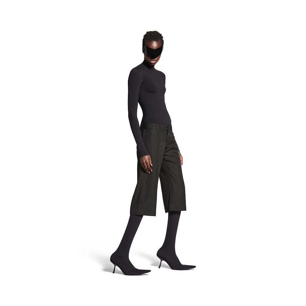 Low Waist Capri Pants