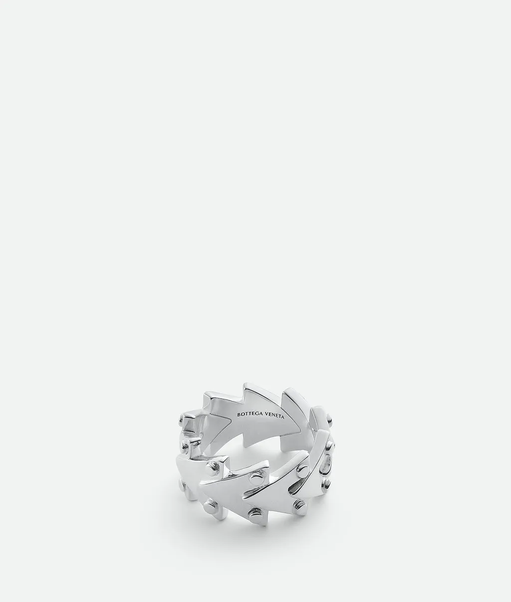 Rivet Ring