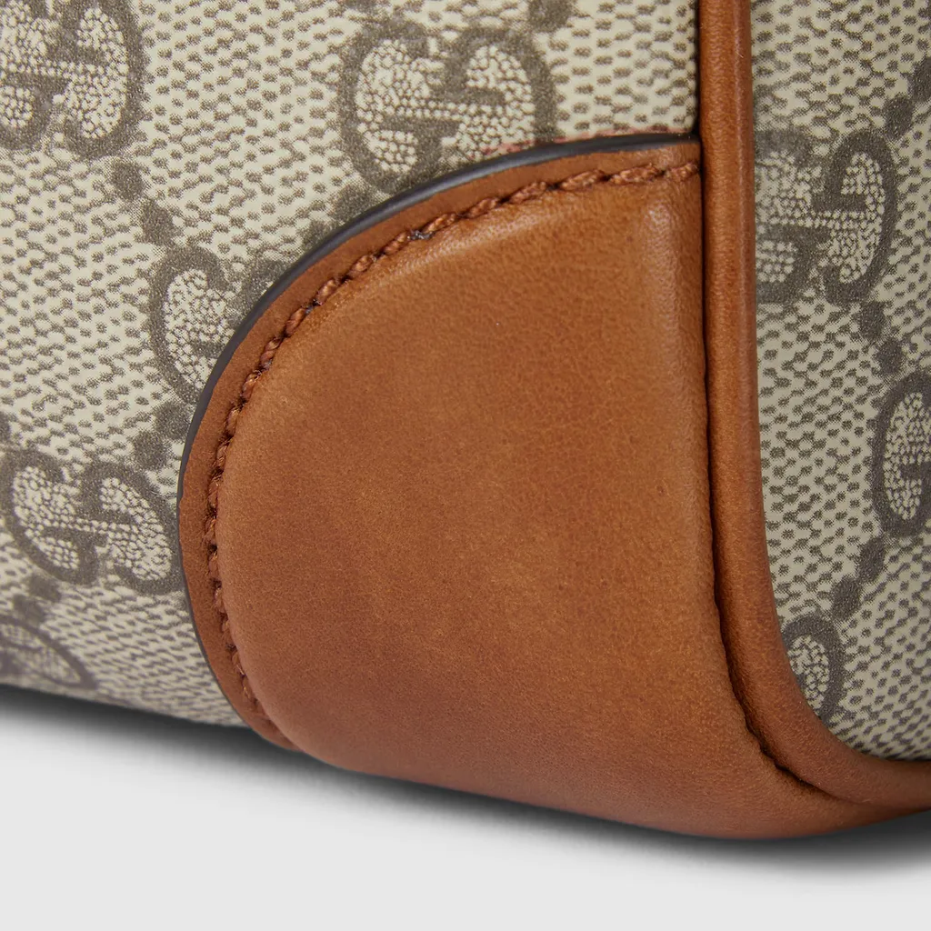 Gg Emblem Medium Toiletry Case