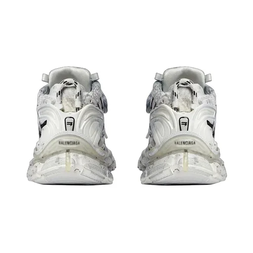 Runner Graffiti Sneaker