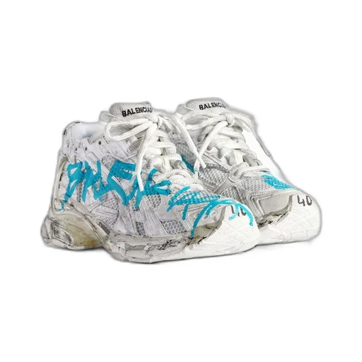 Runner Graffiti Sneaker