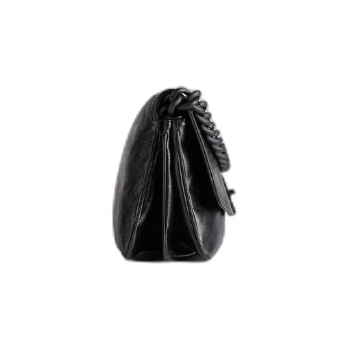 BB Soft Medium Flap Bag