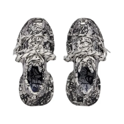 3XL Extreme Graffiti Sneaker