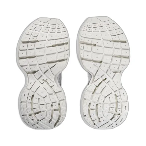 3XL Sneaker With Rhinestones