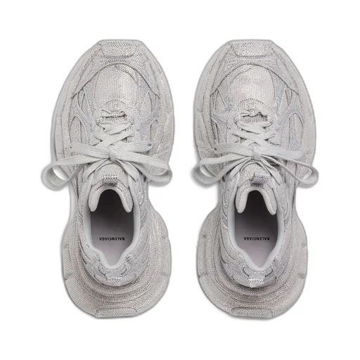 3XL Sneaker With Rhinestones