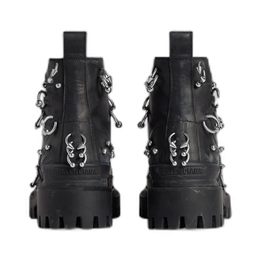 Strike 20mm Boot With Piercings