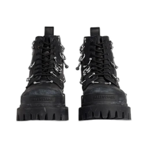 Strike 20mm Boot With Piercings