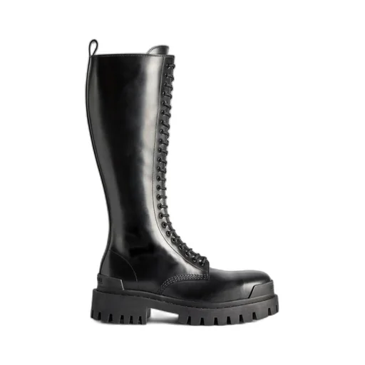 Strike Boot