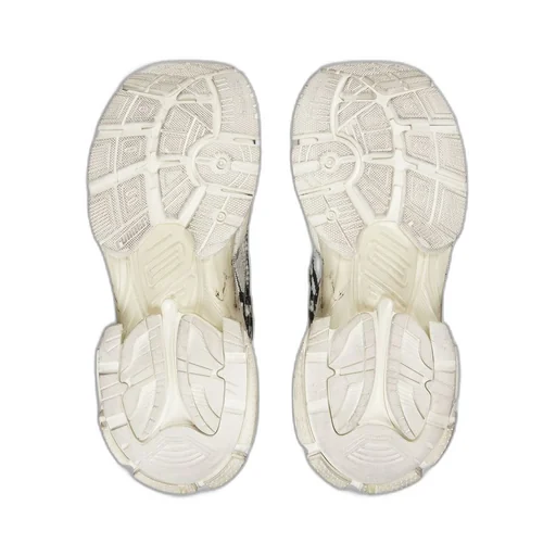 Runner Graffiti Sneaker