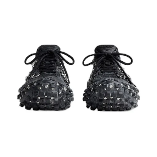 Bouncer Screw Sneaker With Piercings 